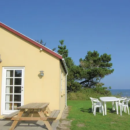 Holiday Hjelmbjergvej Holiday home