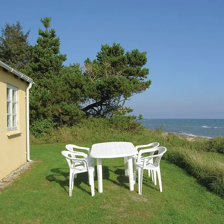 Holiday home Holiday Hjelmbjergvej Humble